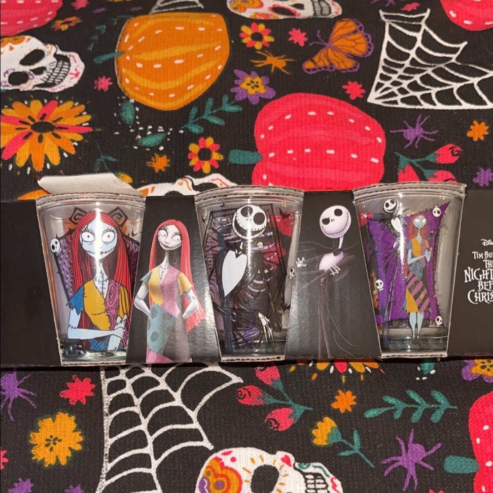 Disneys Nightmare Before Christmas Glassware Set (6)